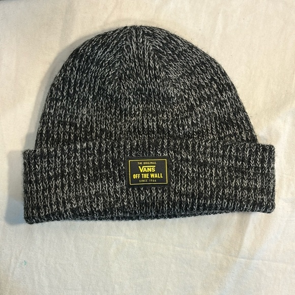Vans Other - NEW Vans Bruckner Cuff Beanie Core Basics Hat black Heather Skateboard Snowboard